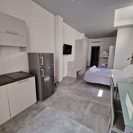 Marebed Apartments & Rooms 切萨雷奥港 外观 照片