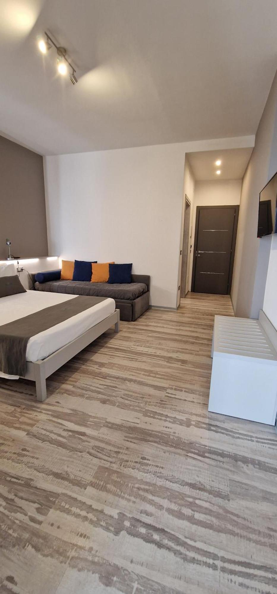 Marebed Apartments & Rooms 切萨雷奥港 外观 照片