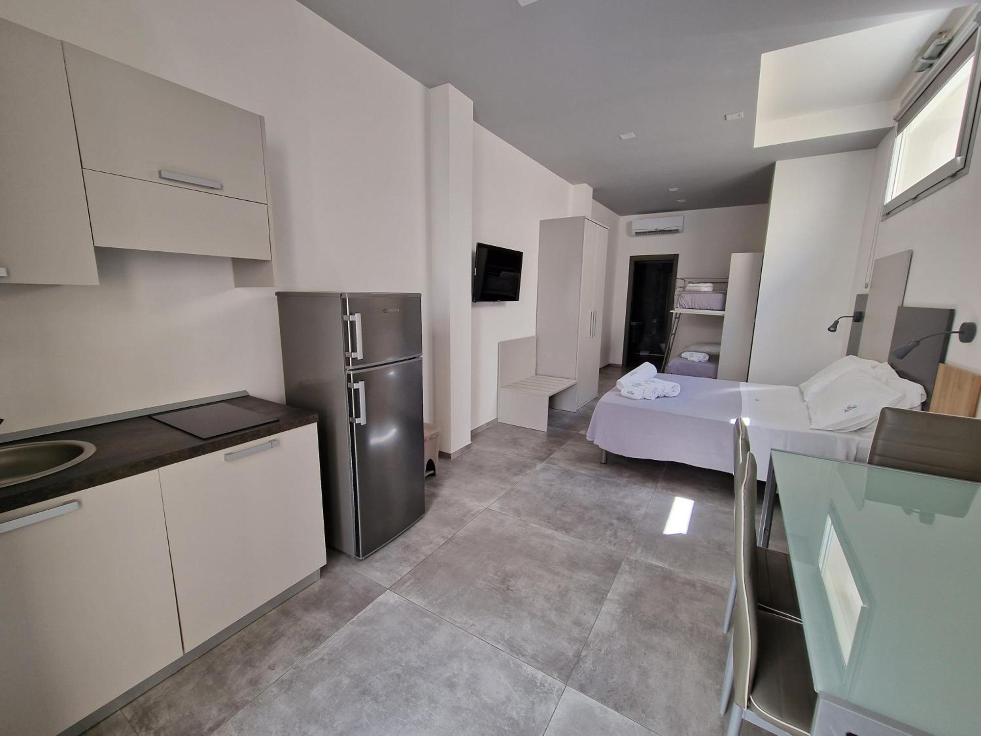 Marebed Apartments & Rooms 切萨雷奥港 外观 照片