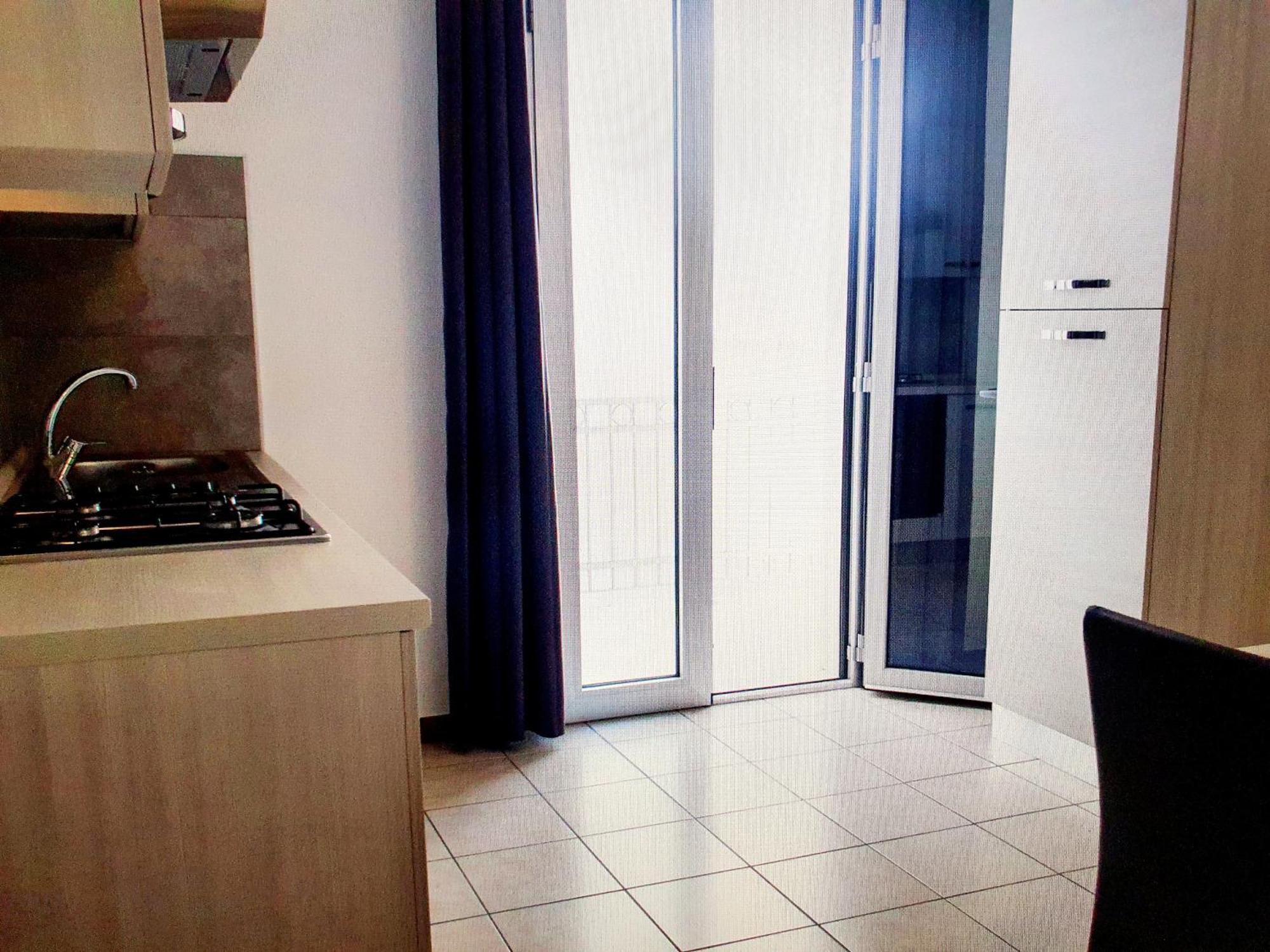 Marebed Apartments & Rooms 切萨雷奥港 外观 照片