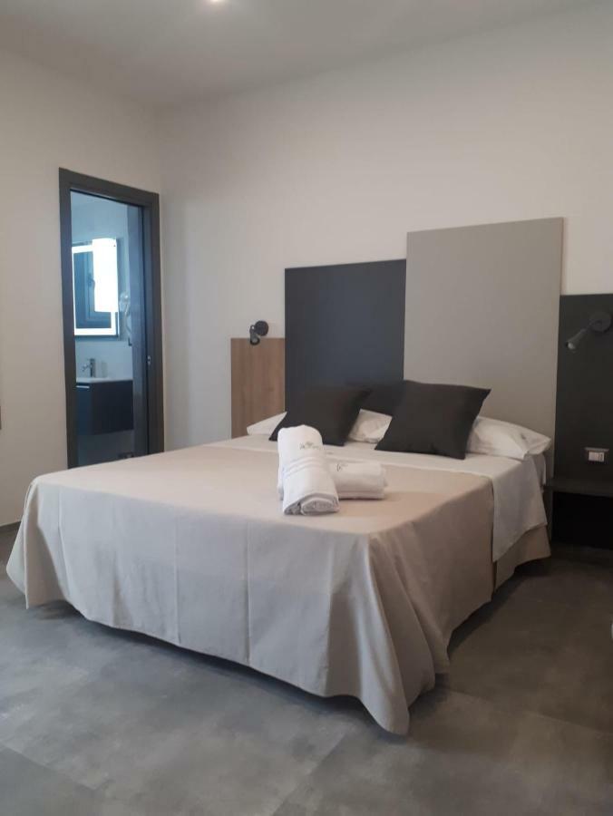 Marebed Apartments & Rooms 切萨雷奥港 外观 照片